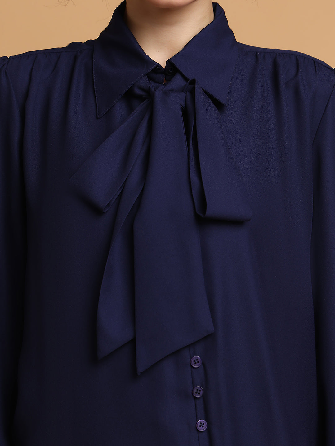 Blue tie-knot shirt
