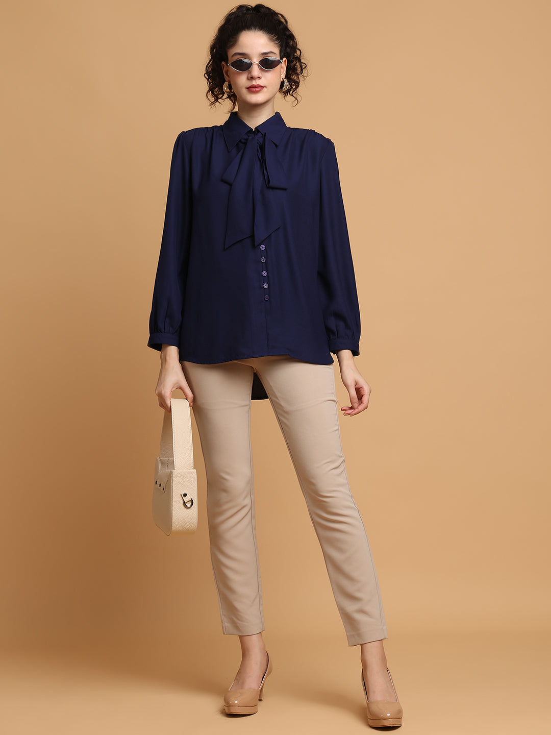 Blue tie-knot shirt