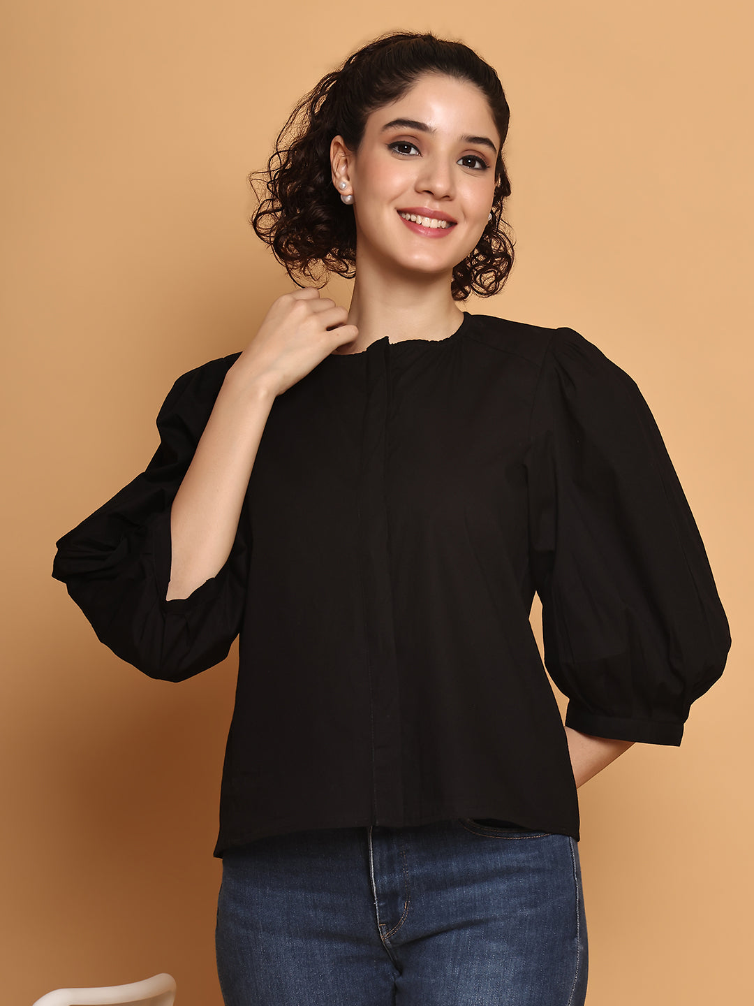 Black Cotton Puffed Sleeves Top