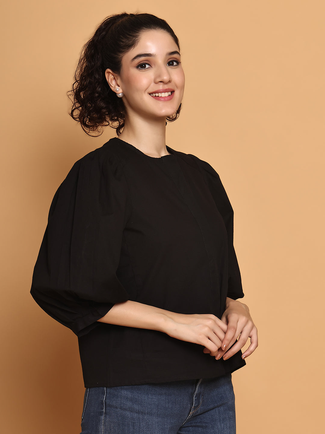 Black Cotton Puffed Sleeves Top