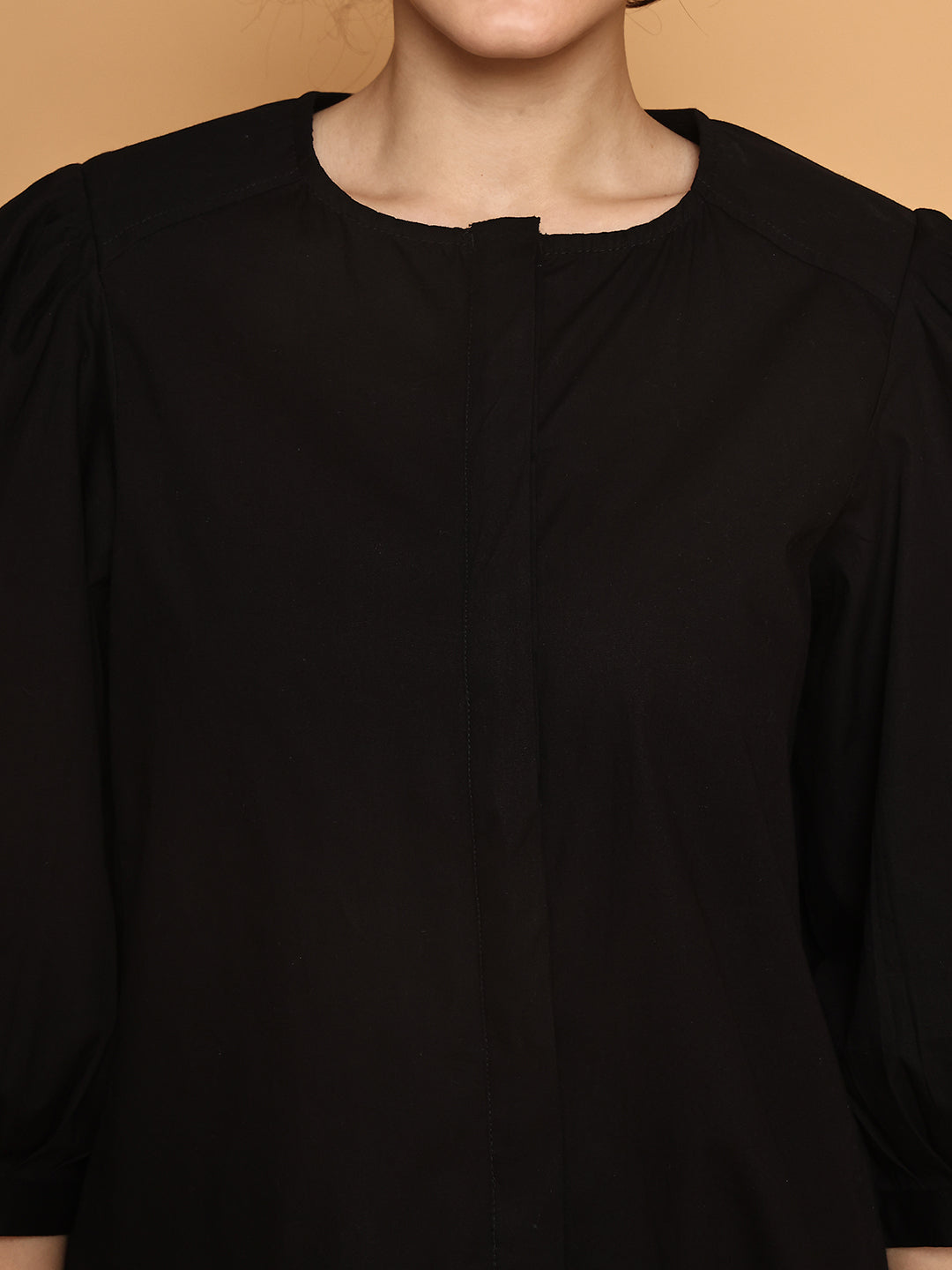 Black Cotton Puffed Sleeves Top