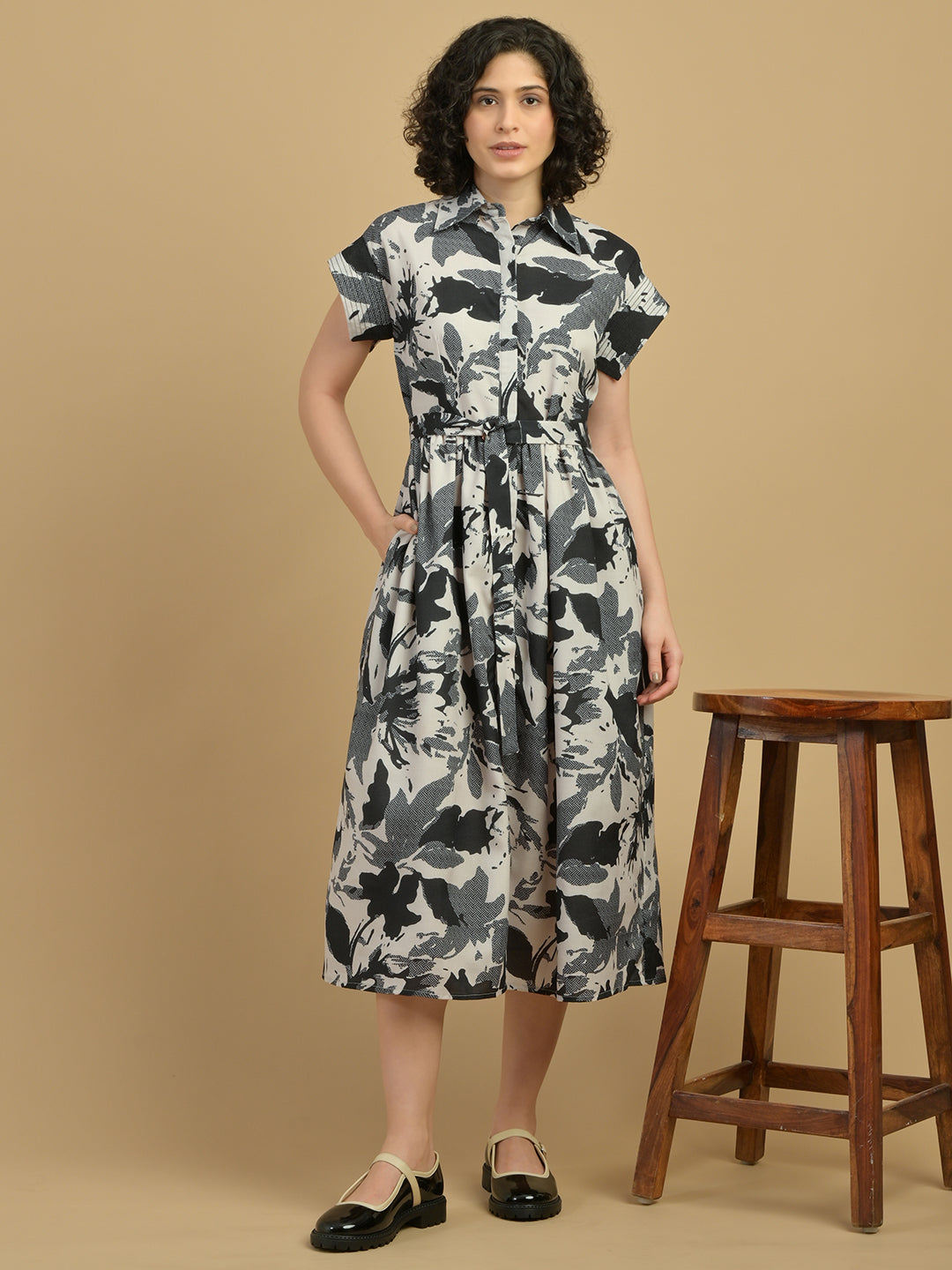 Abstract floral print midi dress