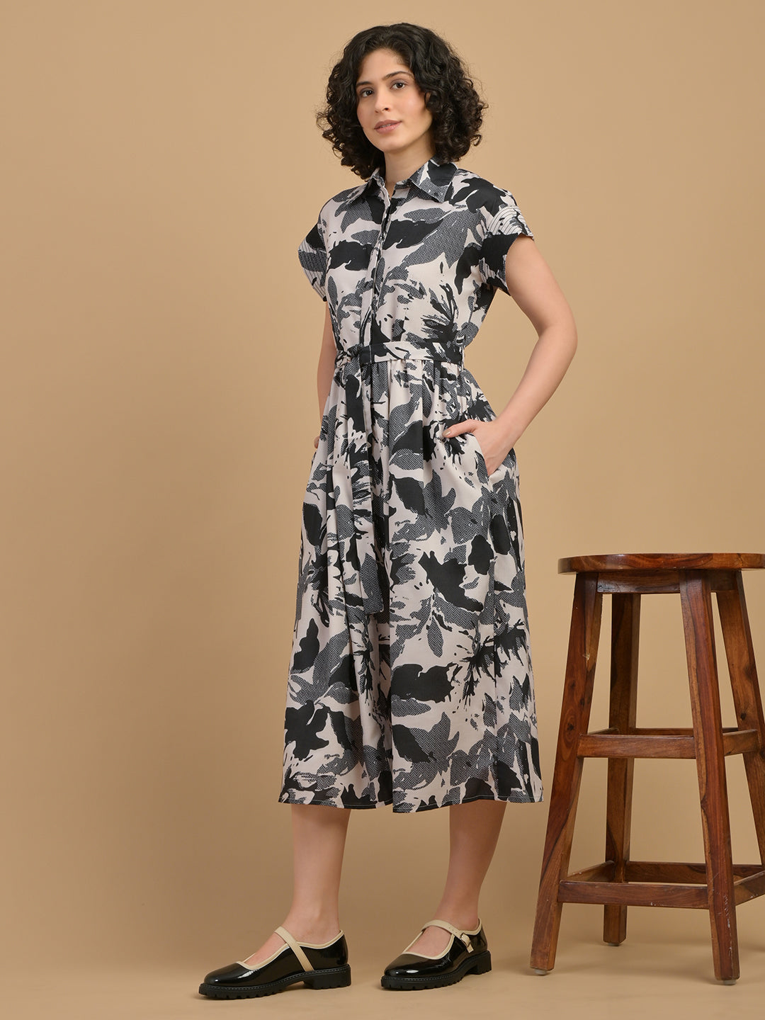 Abstract floral print midi dress