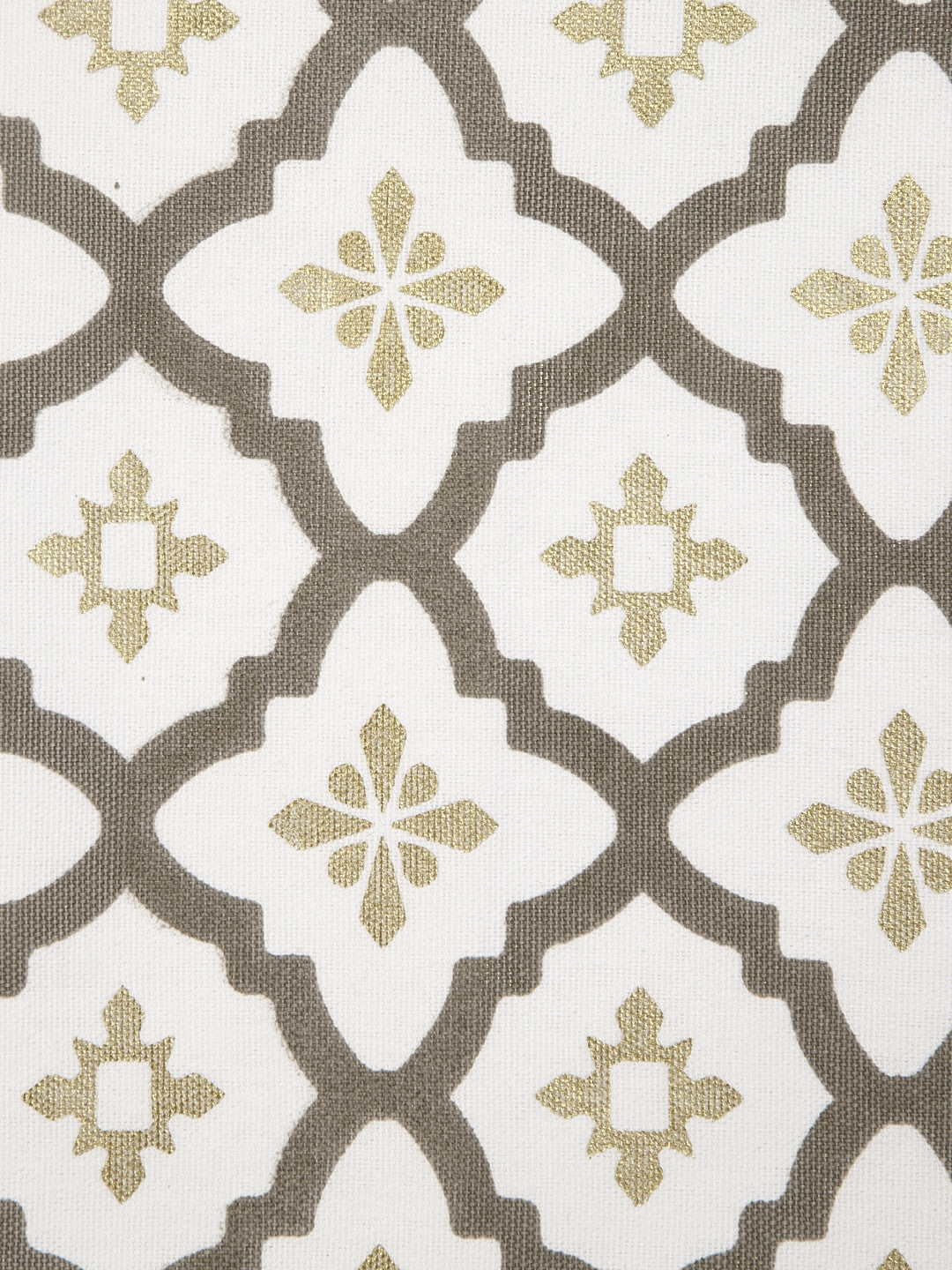 Blanc9 Set of 8 Trefoil Placemats