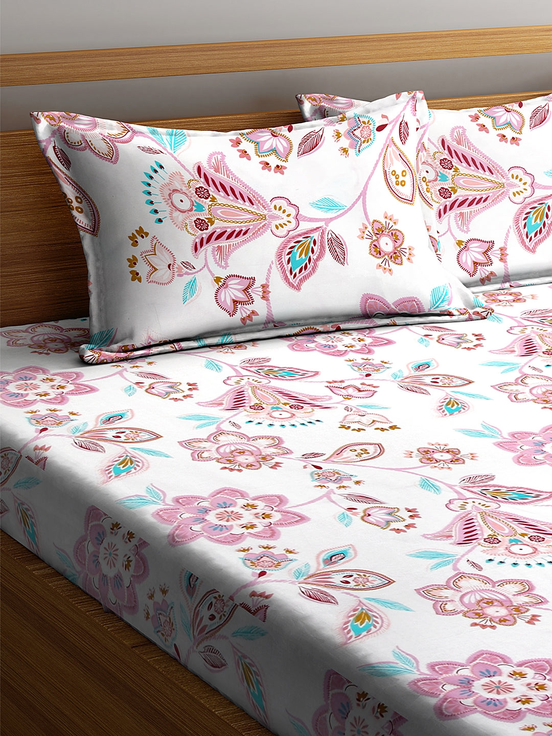 Gulfaam Bedsheet with Pillow Cases
