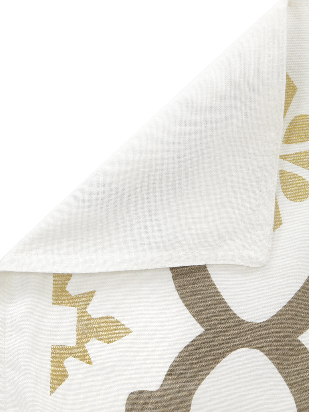 Trefoil 4/6 Seater Cotton Table Runner