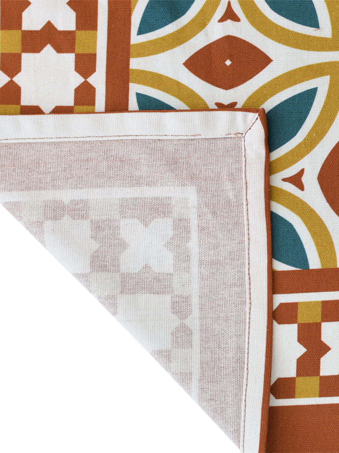 Blanc9 Kaliyara 6/8 Seater Cotton Tablecloth