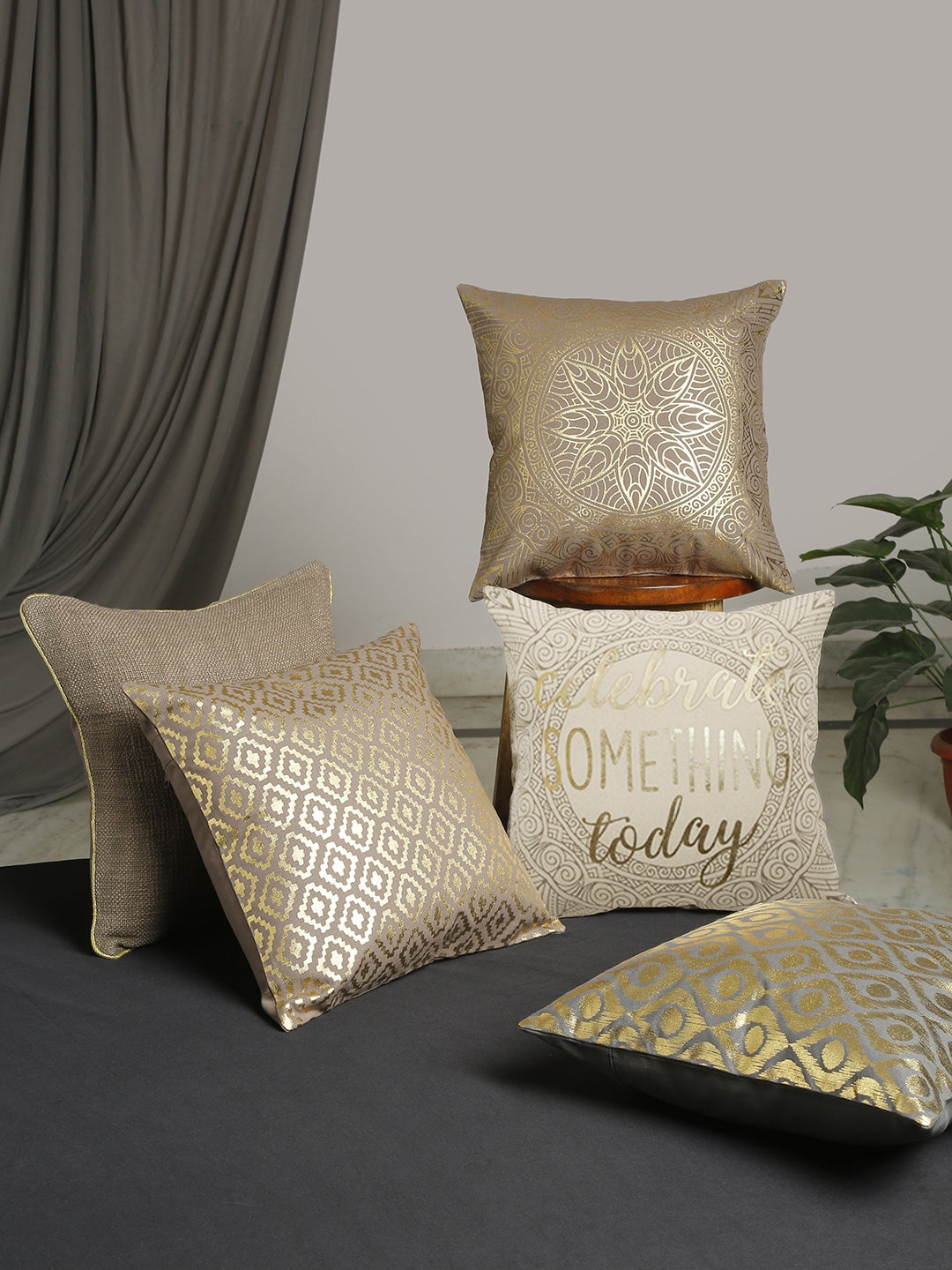 Set of 5 Chakri Collection Celebration 40x40 cm Cushion Covers – Gift Box Set
