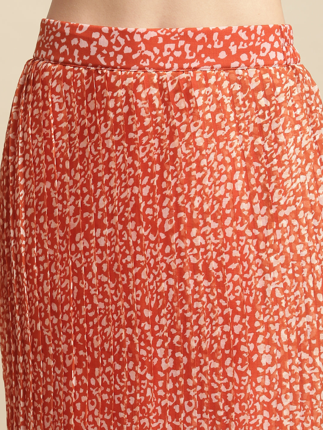 Blanc9 Brown Pleated Skirt With Off-Shoulder Top
