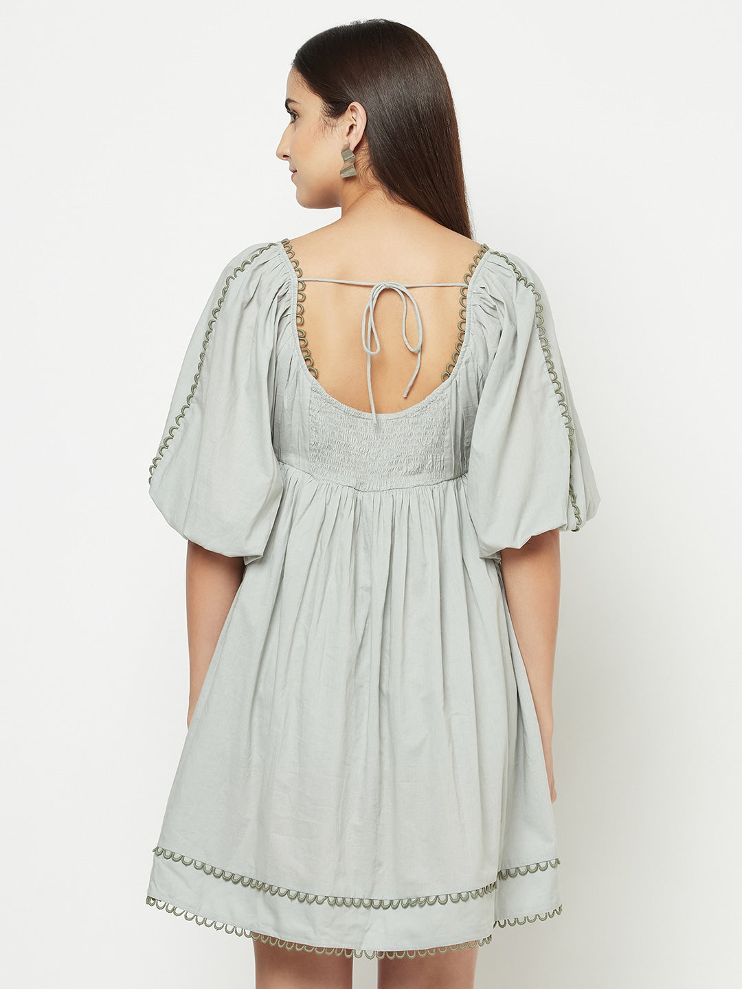 Blanc9 Grey Contrast U-Lace Dress