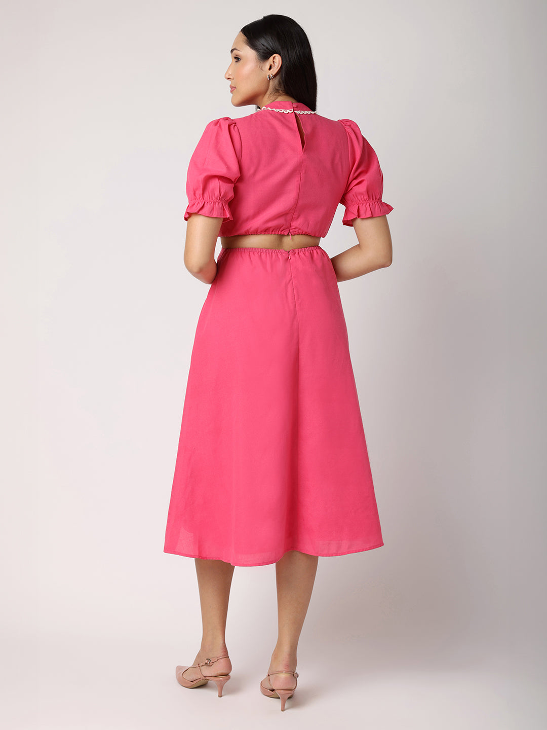 Blanc9PinkCutOutDresswithContrastLaceandStitch