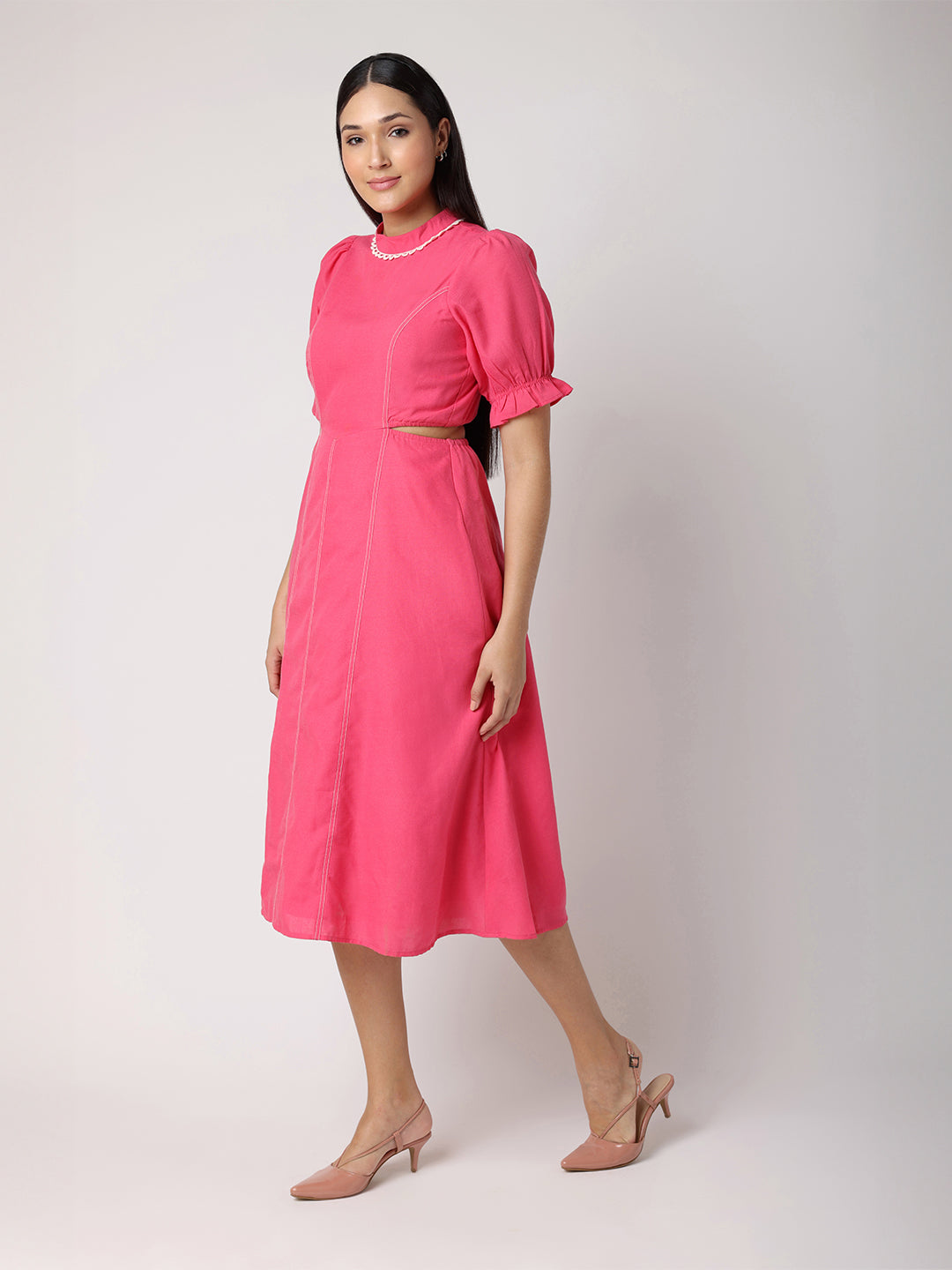 Blanc9PinkCutOutDresswithContrastLaceandStitch