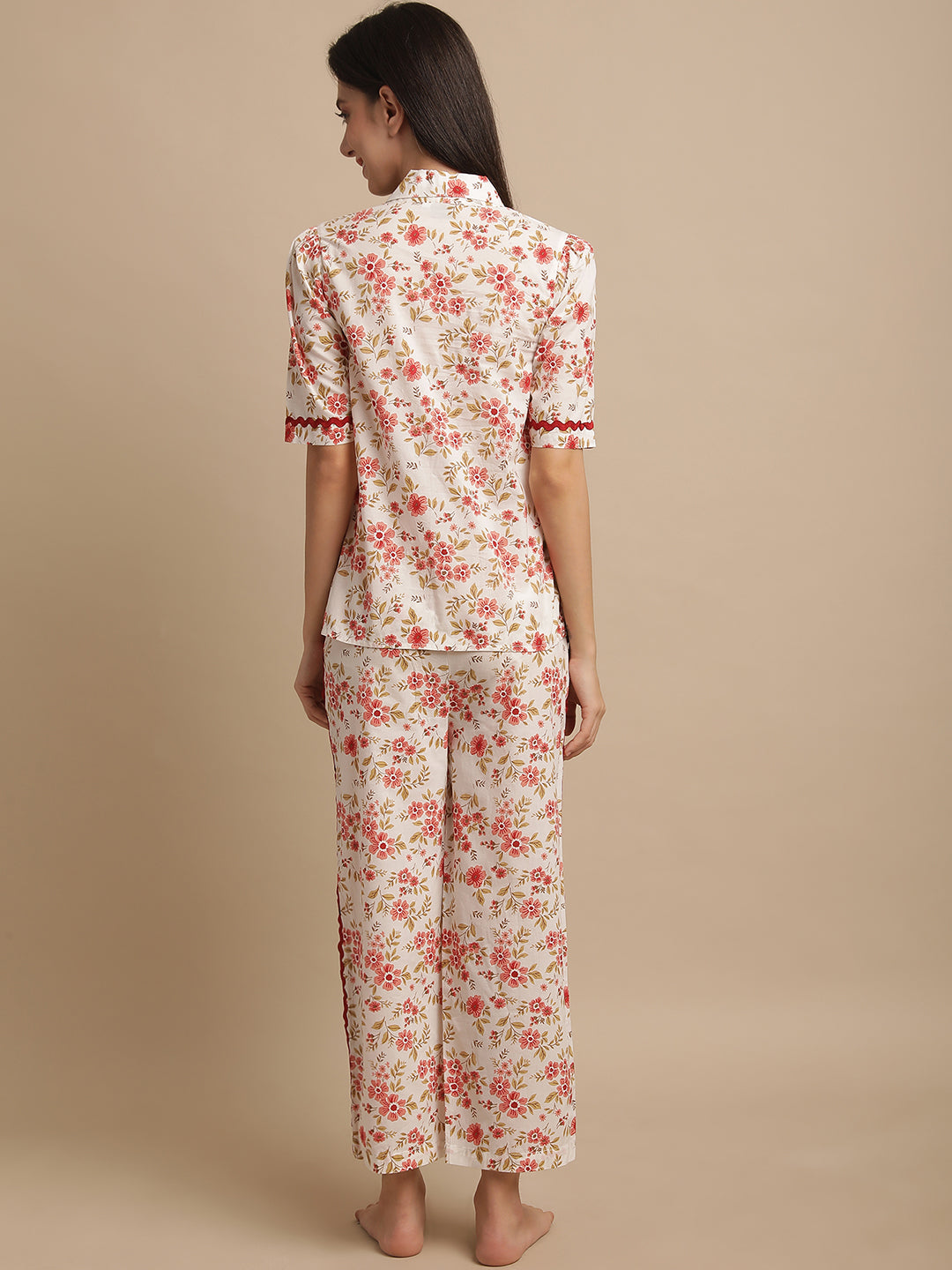 Blanc9 Red Floral Printed Nightsuit-B9NW86