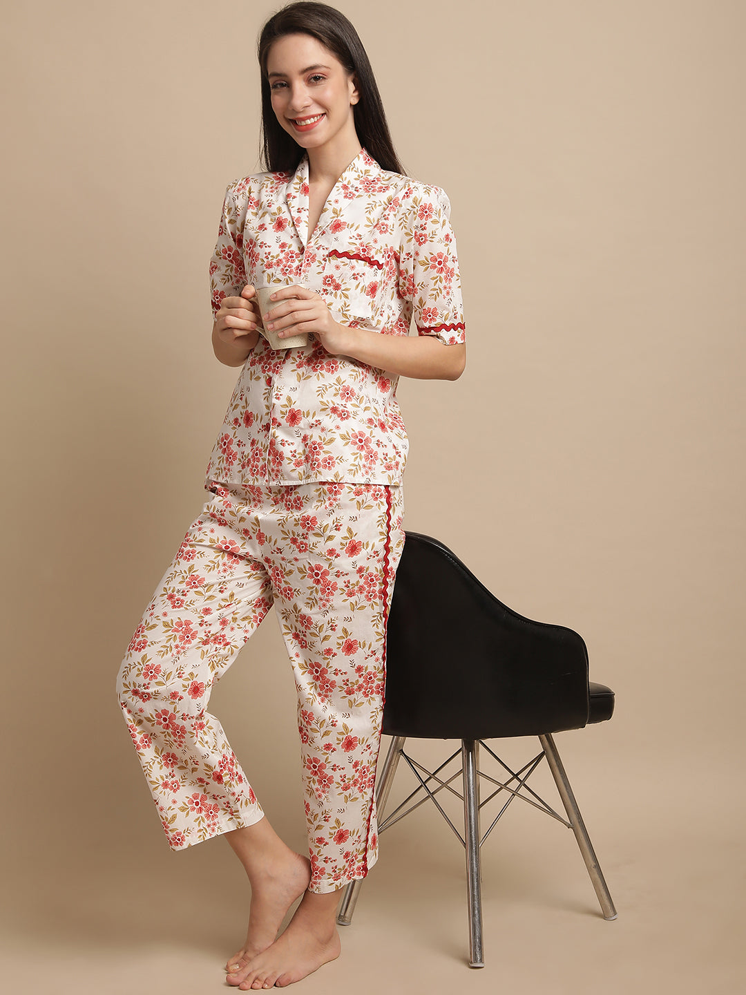 Blanc9 Red Floral Printed Nightsuit-B9NW86