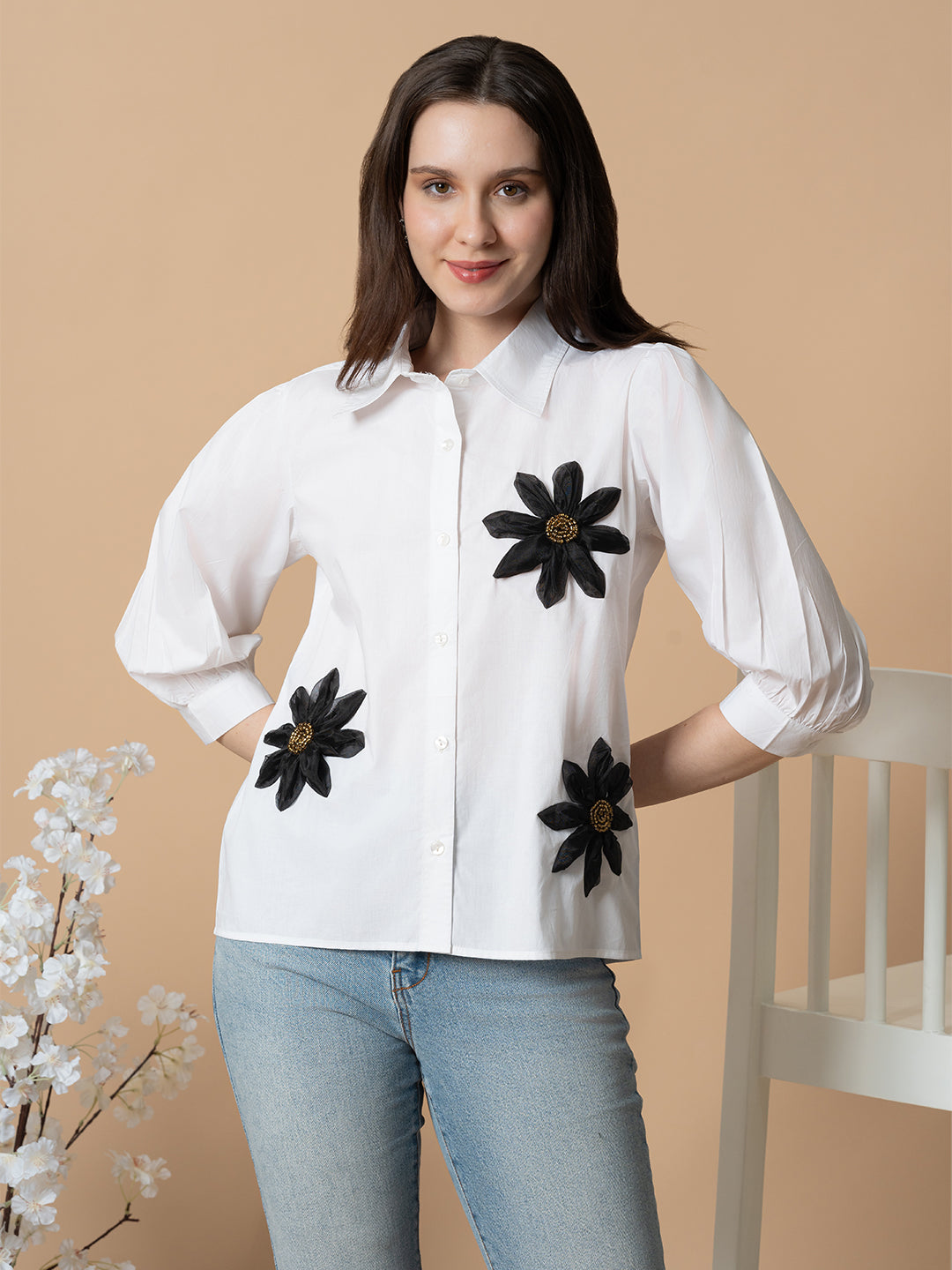 Blanc9WhiteShirtWithBlack3DFlowers