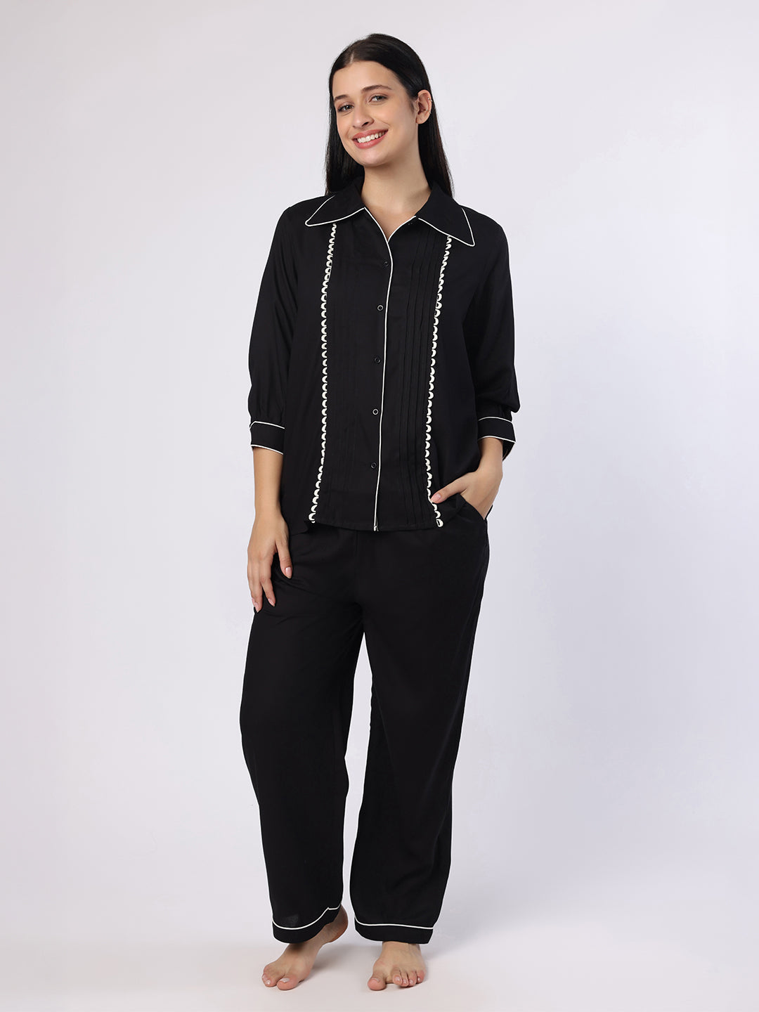 Blanc9 Women Black Nightwear With Contrast Piping And Lace