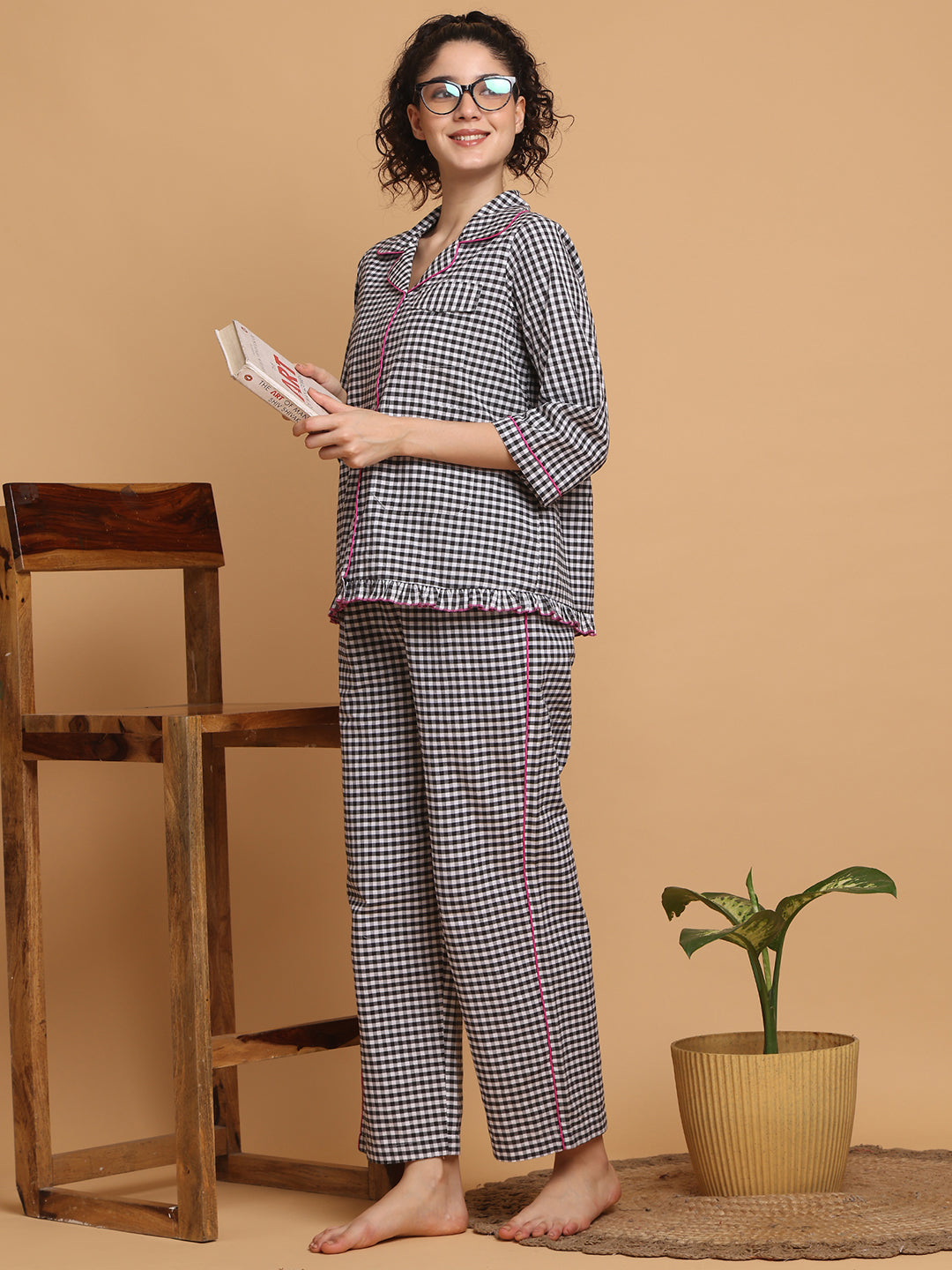 Blanc9 Women Black & White Checkered Nightwear With Pink Piping