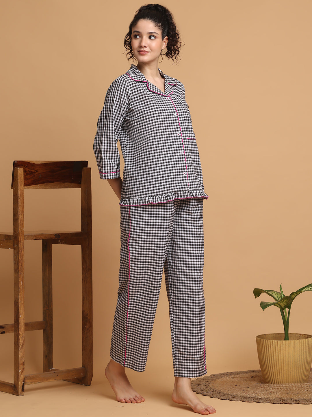 Blanc9 Women Black & White Checkered Nightwear With Pink Piping