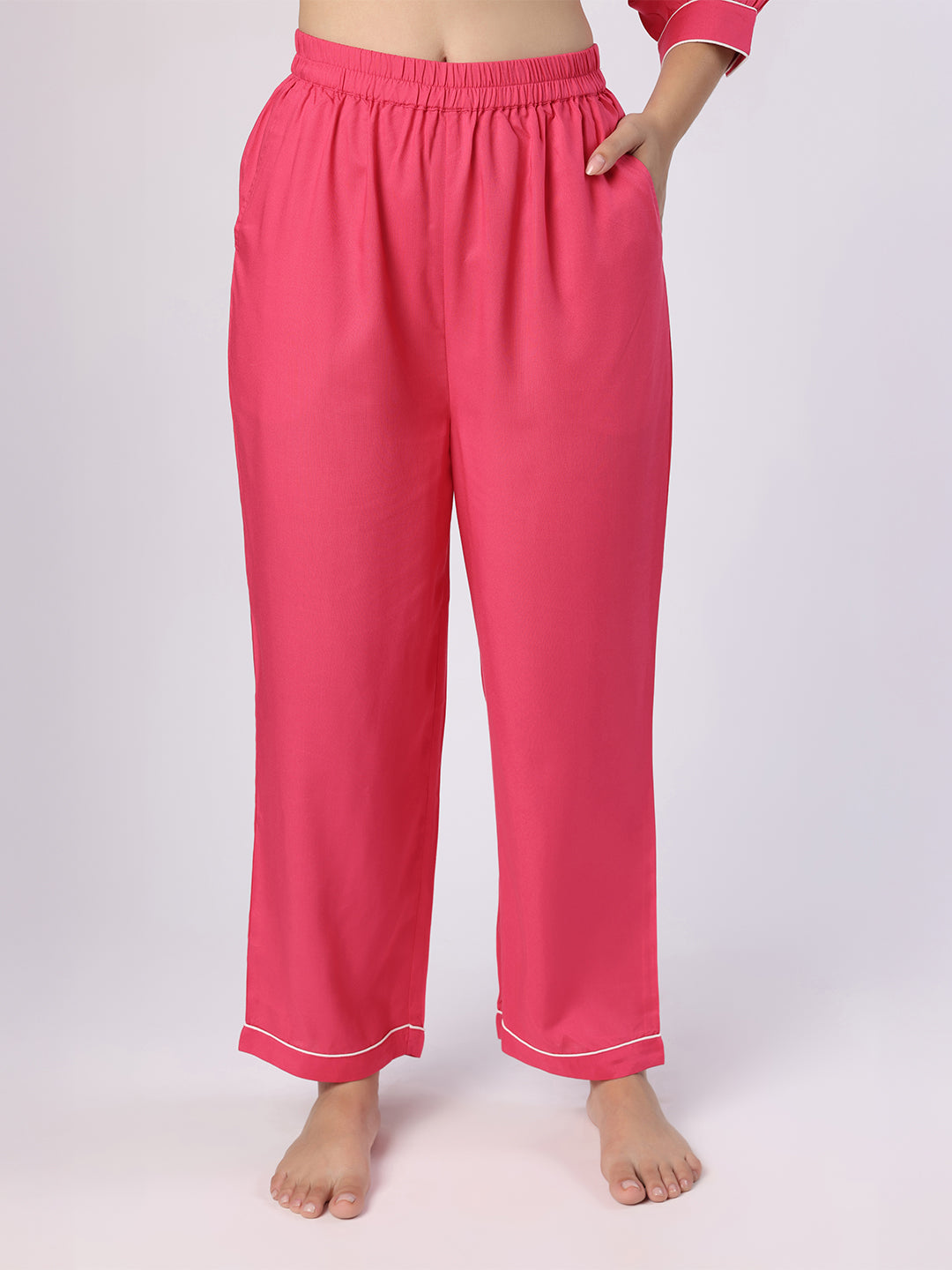 Blanc9 Women Fuchsia Pink Nightwear With Contrast Piping And Lace
