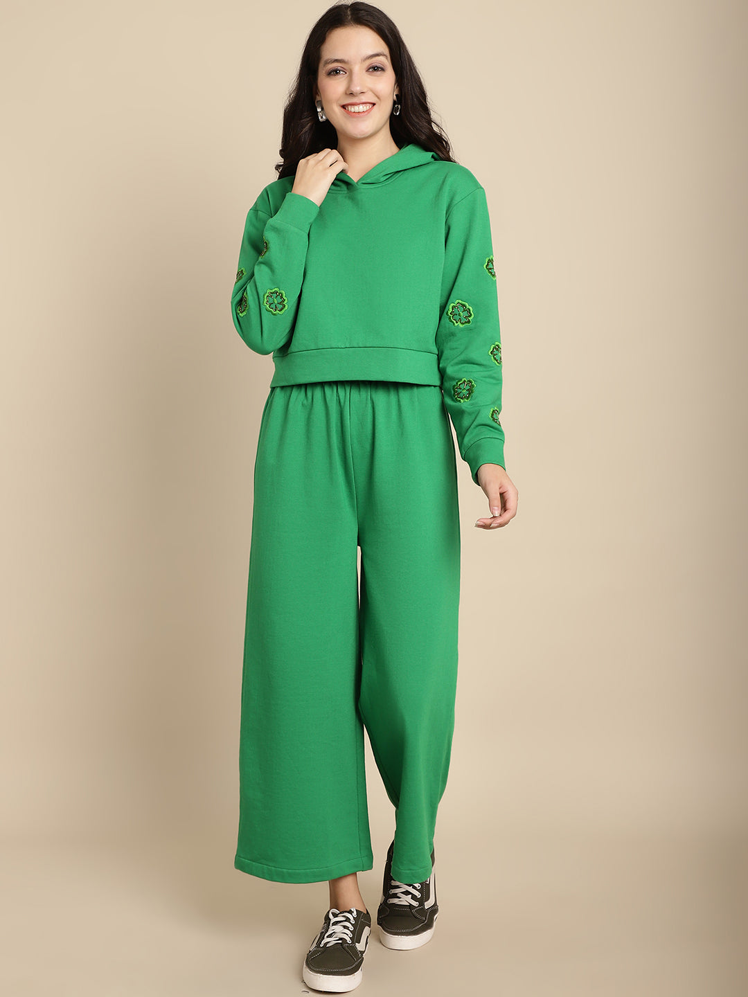 Blanc9 Women Green Sweatshirt With Jogger