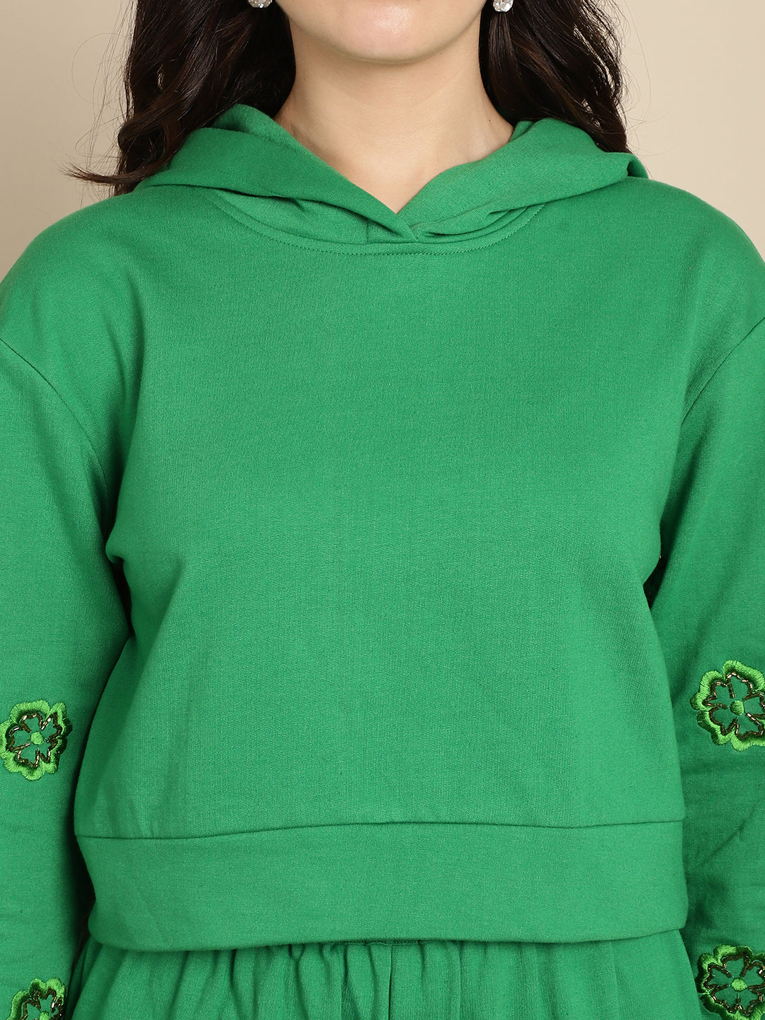 Blanc9 Women Green Sweatshirt With Jogger