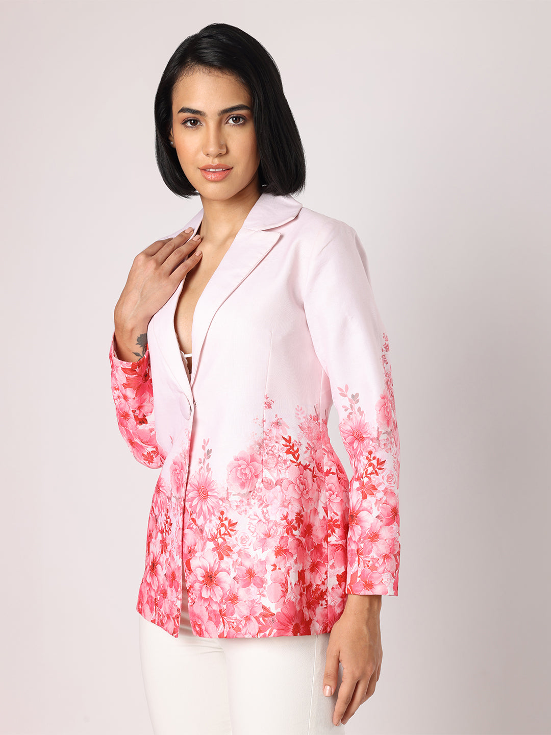 Blanc9  Women Pink Blazer With Floral Border