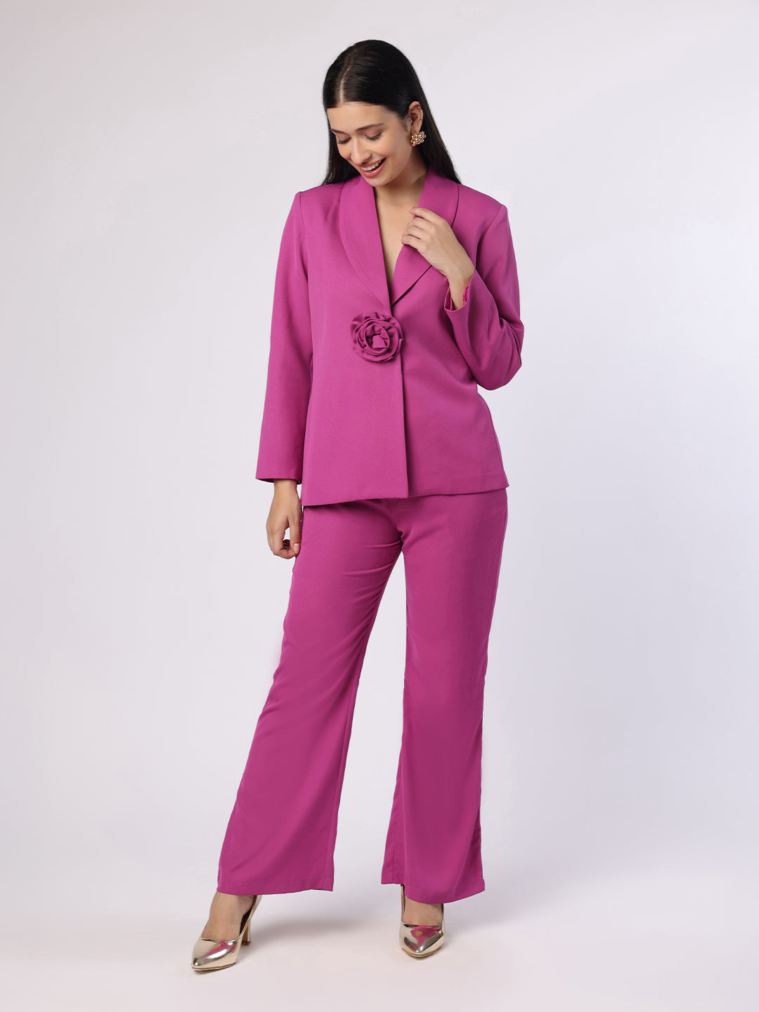 Blanc9 Women Purplish Pink Blazer Set With Flower Brooch