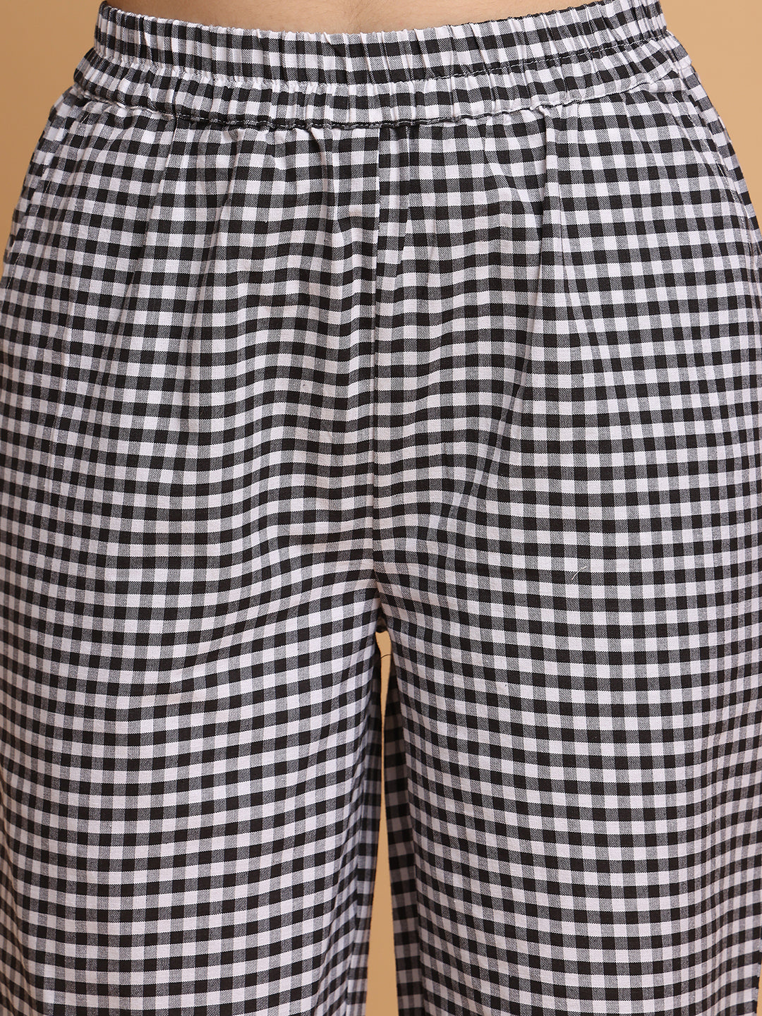 Blanc9 Women White Top With Checkered Pyjama