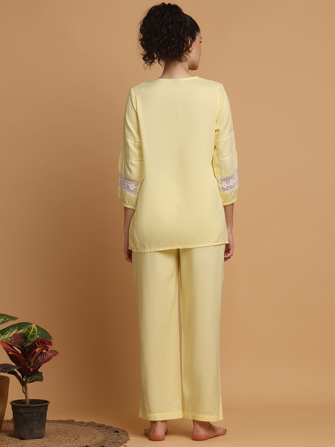 Blanc9 Women Yellow Collared Nightwear With Lace Inserts In Sleeves