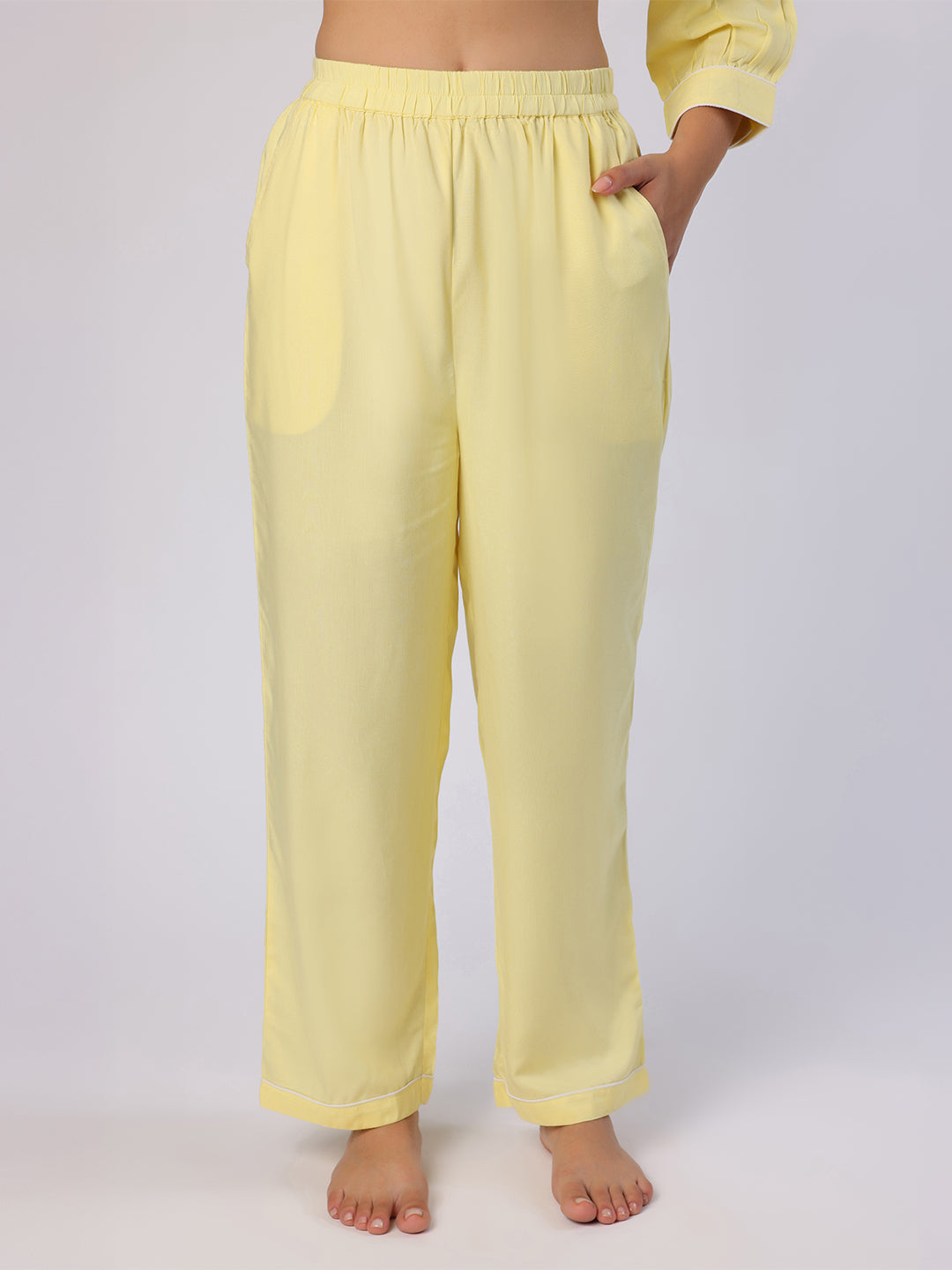 Blanc9 Women Yellow Nightwear With Contrast Piping And Lace