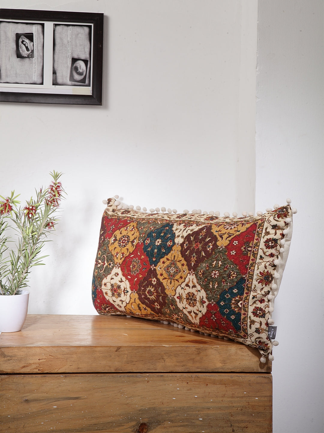 Abadeh Cushion Cover with Filler 30x50cm