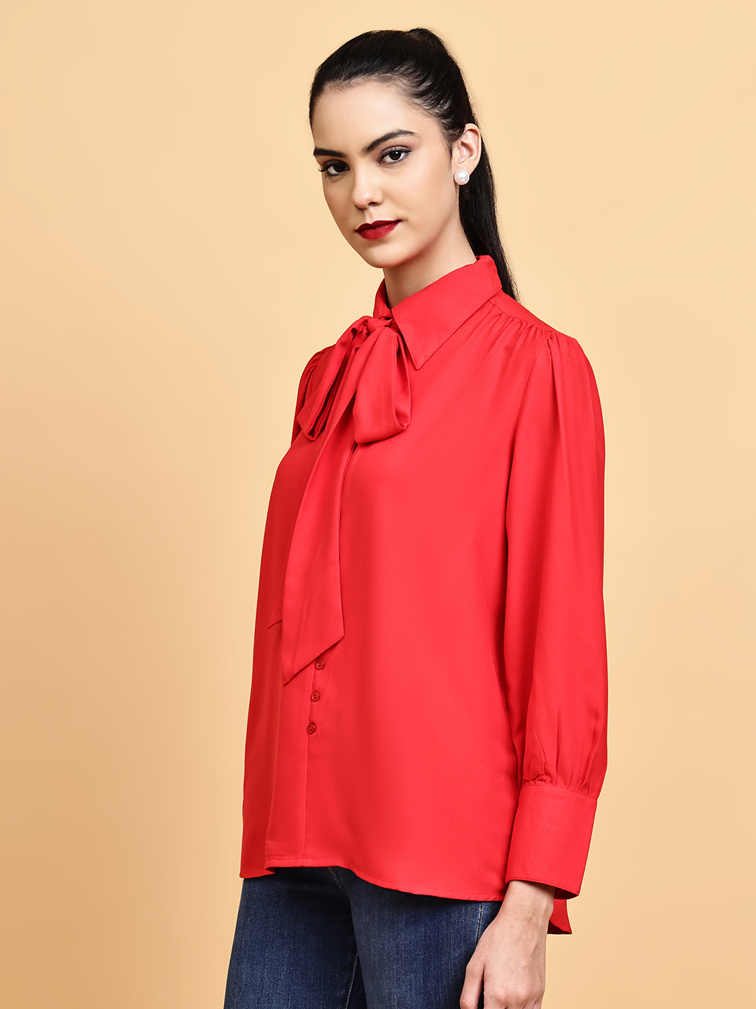 Red Tie-knot Shirt