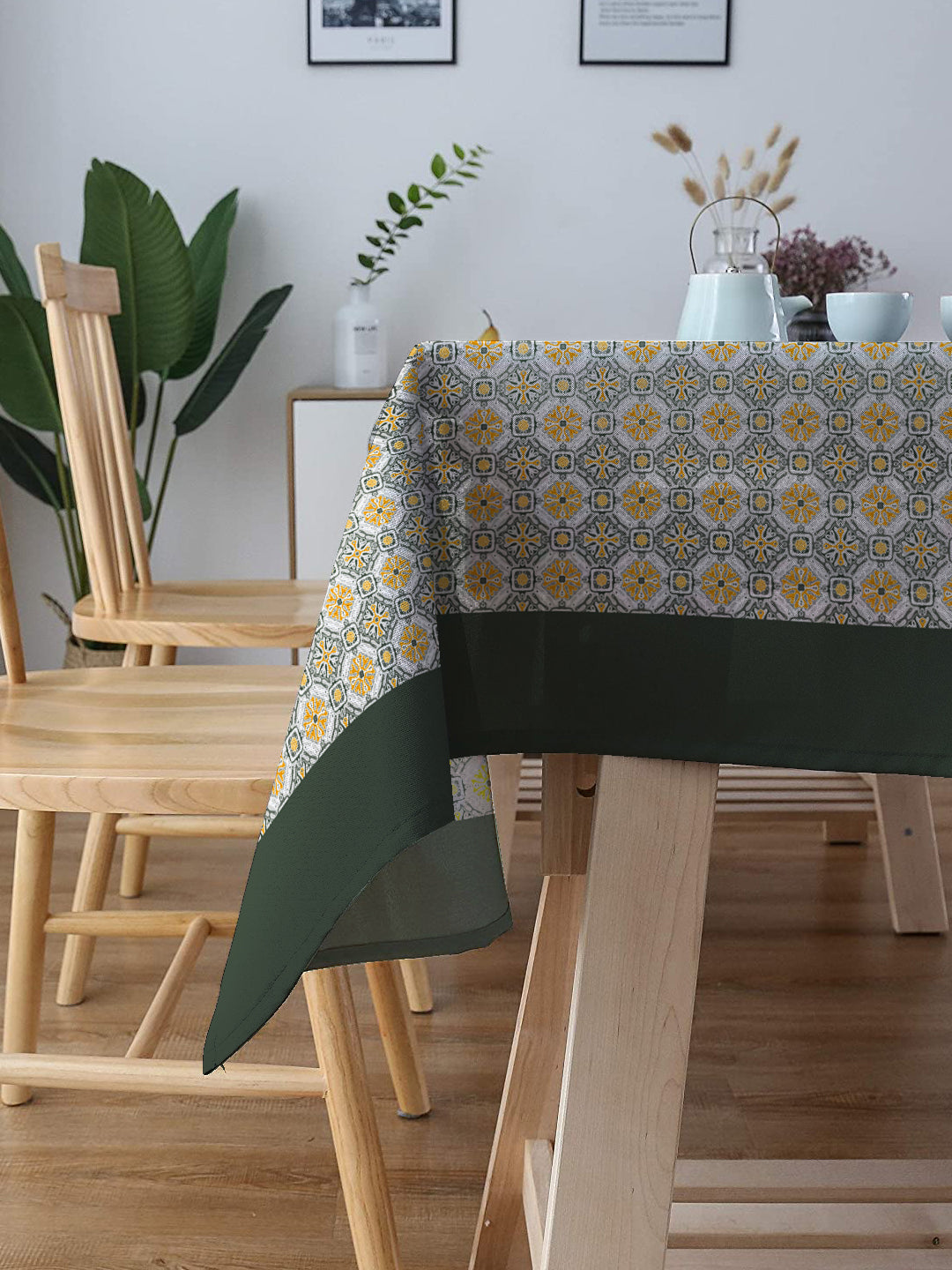 Blanc9 Chitrahaar 6/8 Seater Cotton Tablecloth