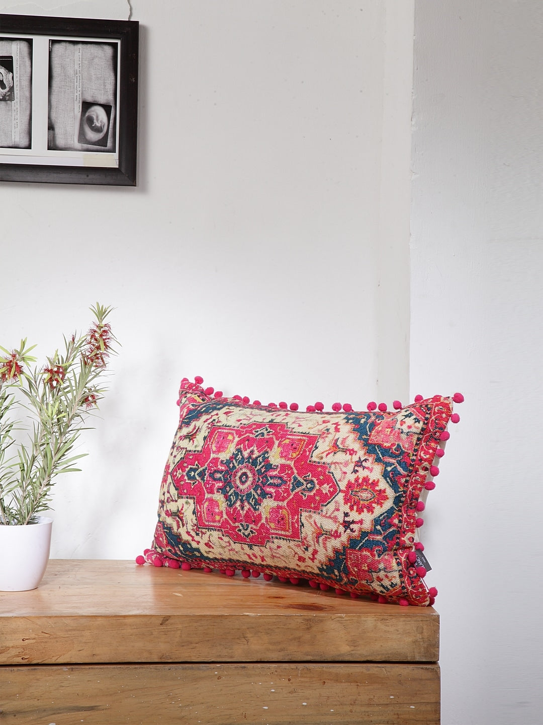 Shatranji Cushion Cover with Filler 30x50cm