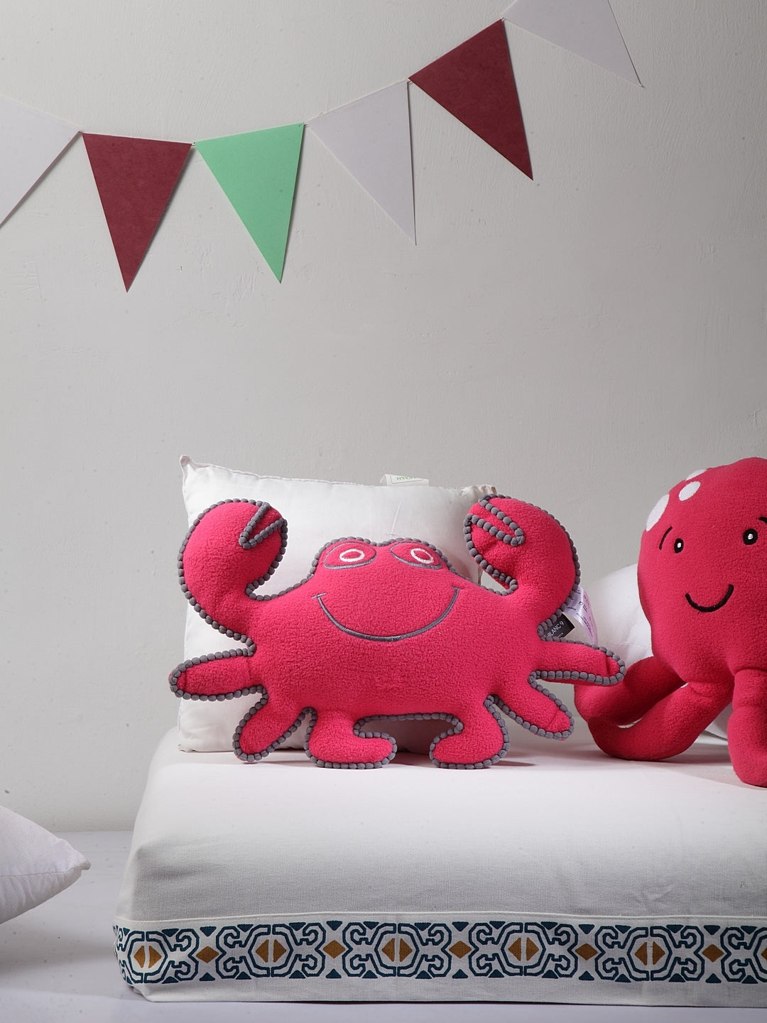 Smile Please Crab Kids Cushion