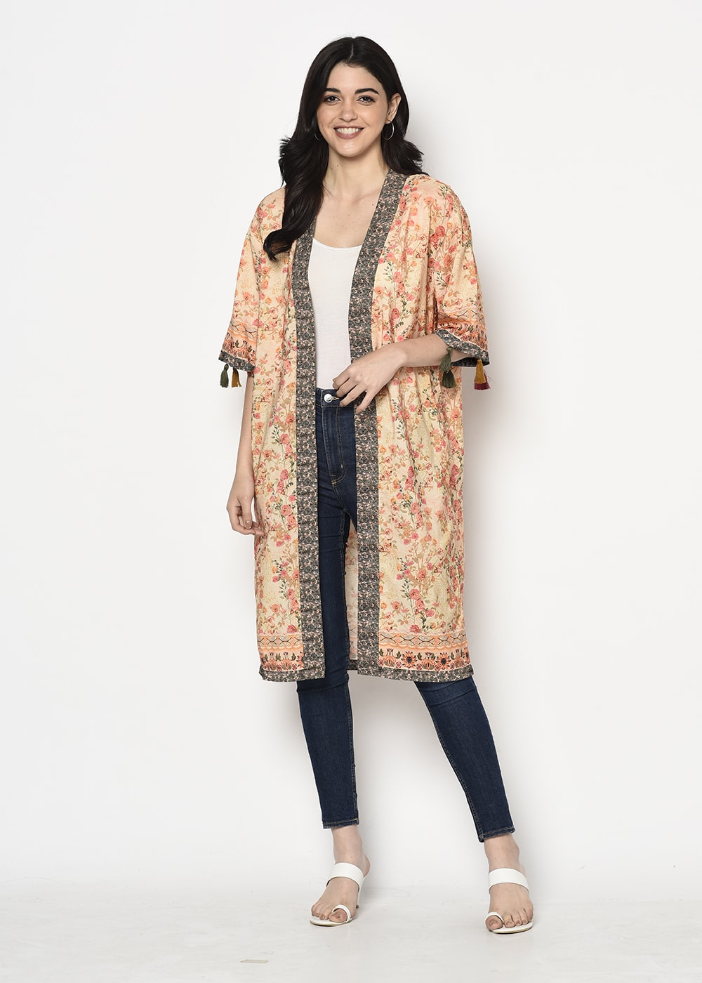 Blanc9 Scarf Printed Shrug