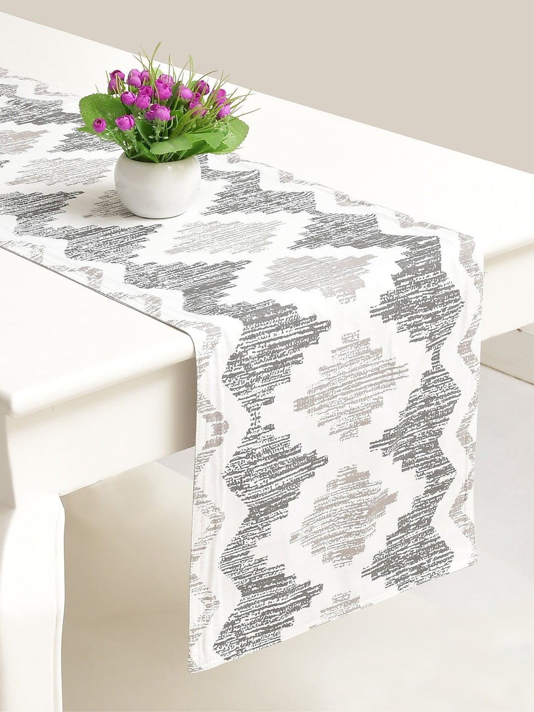 Blanc9 Kohinoor 100% Cotton Grey 4/6 Seater Table Runner