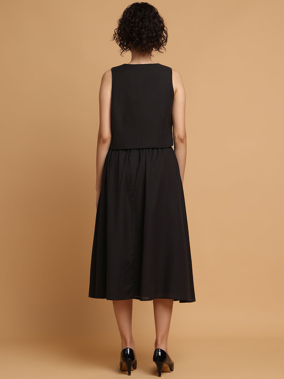 Black waist-coat with skirt