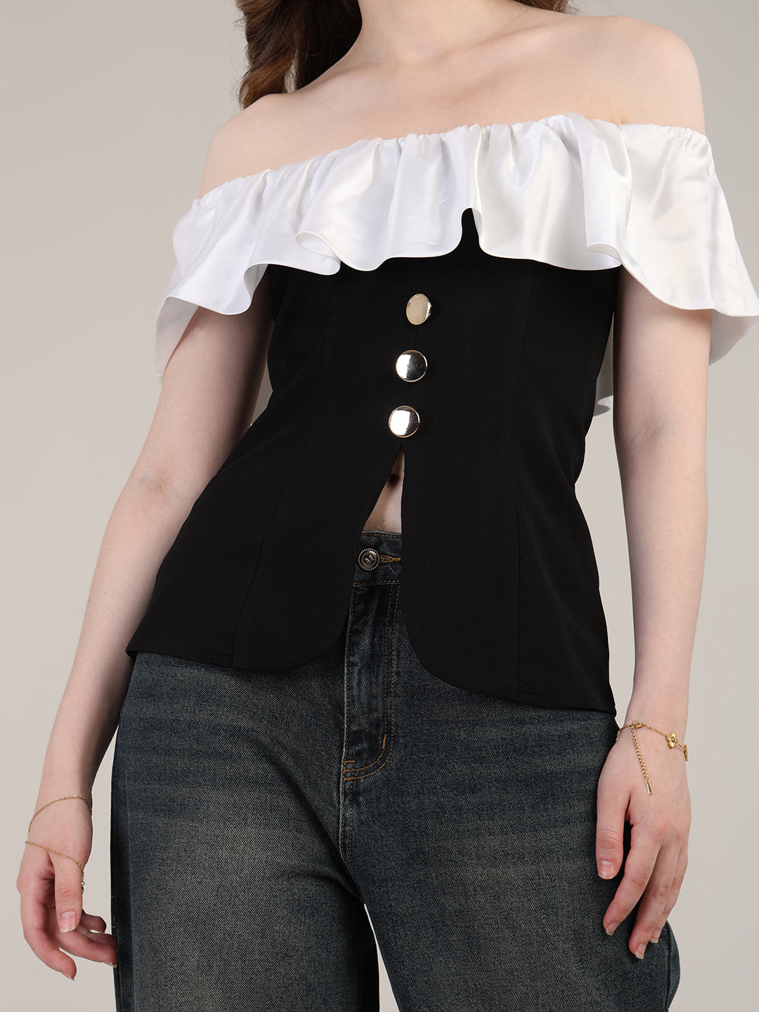 Very Merry Off-shoulder Top