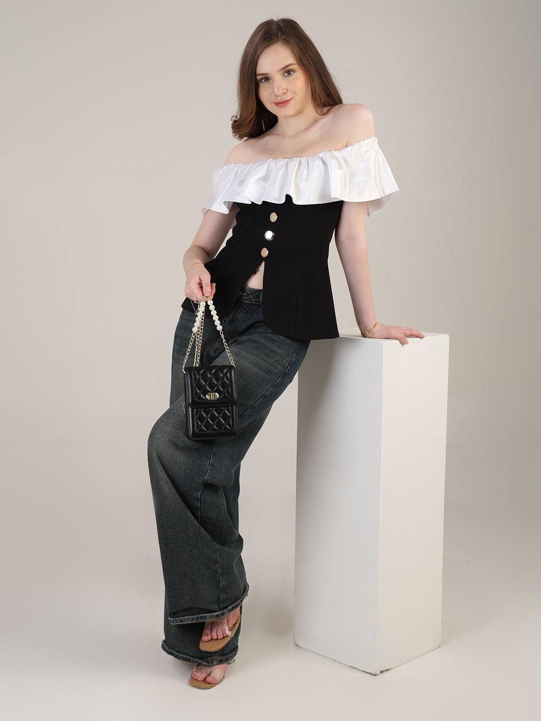 Very Merry Off-shoulder Top