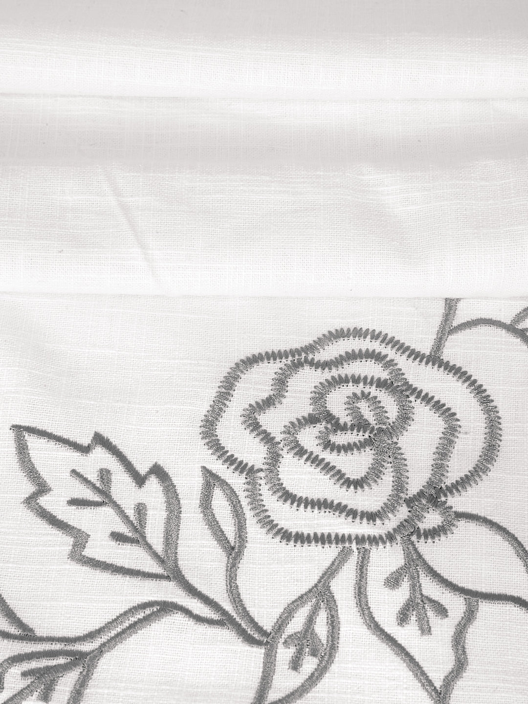Blanc9 Grey Rose Embroidered 4/6 Seater Cotton Table Runner