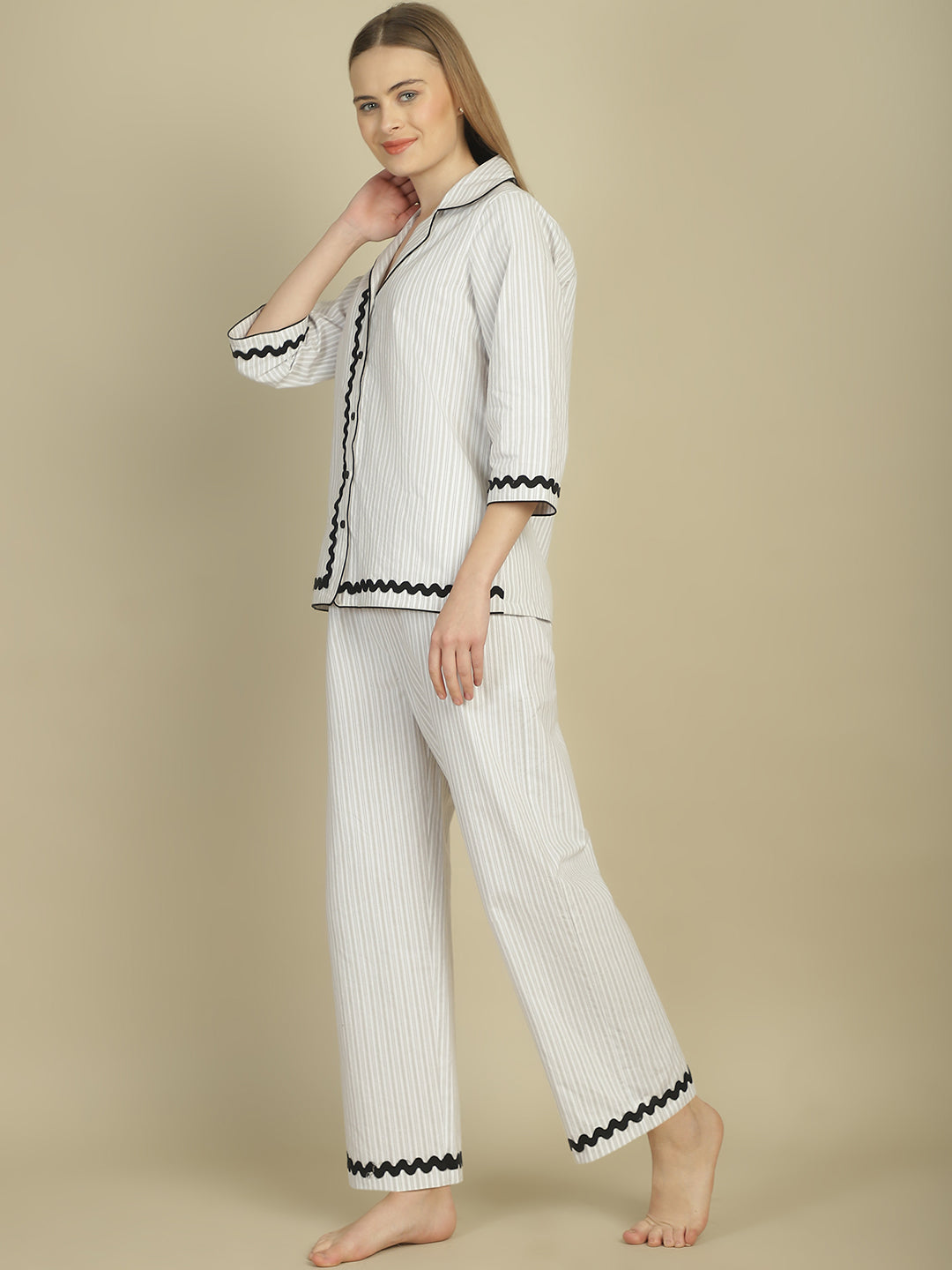 Blanc9 Contrast Black Lace Grey & White Stripes Nightwear