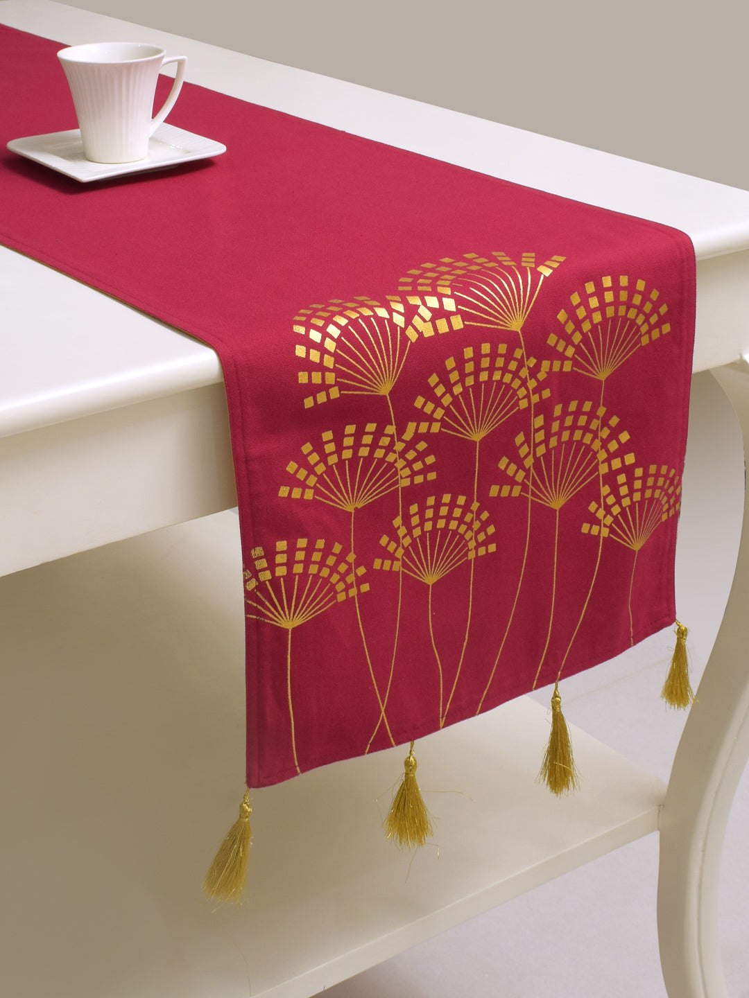 Blanc9 Dainty Cotton Printed 4/6 Seater Table Runner