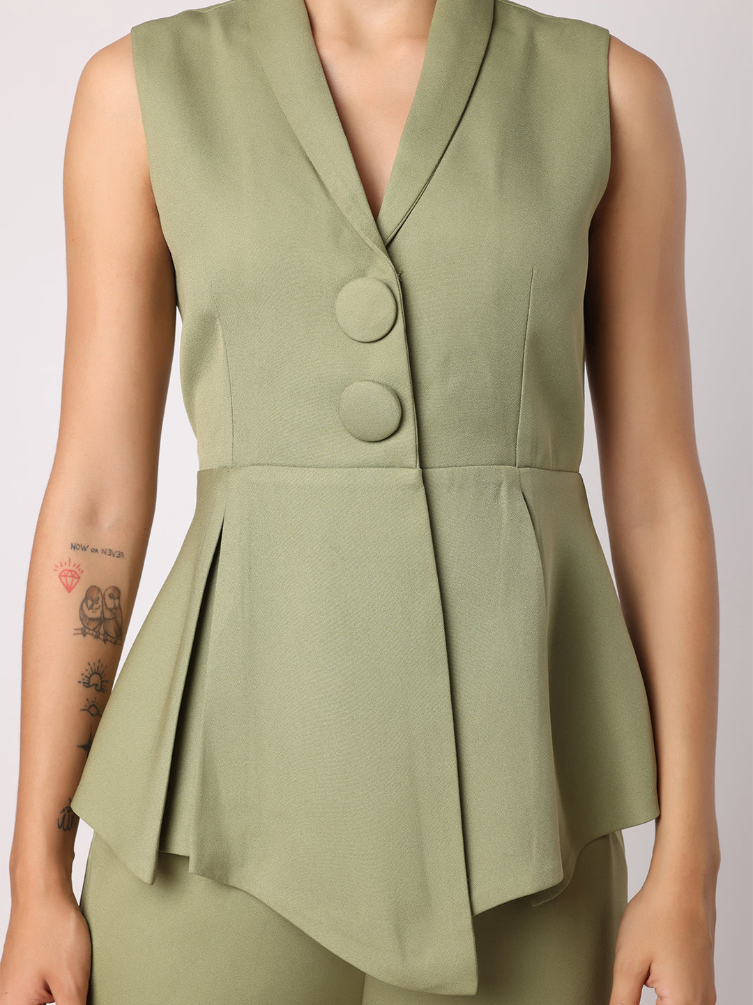 Blanc9 Women Green Blazer Top With Asymmetric Hem Co-Ordinated With Trousers
