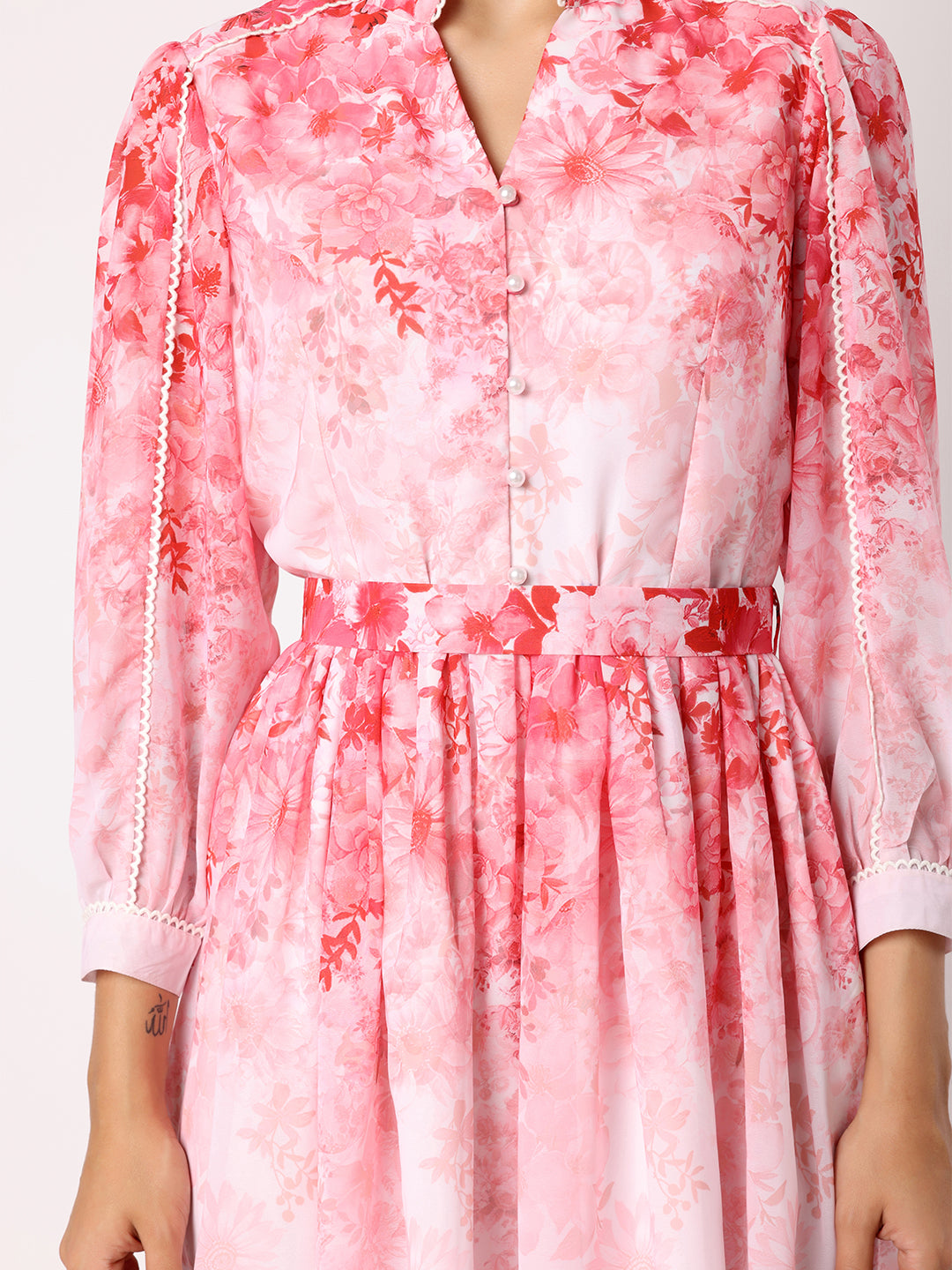 Blanc9 Women  Pink Floral Dress With Belt
