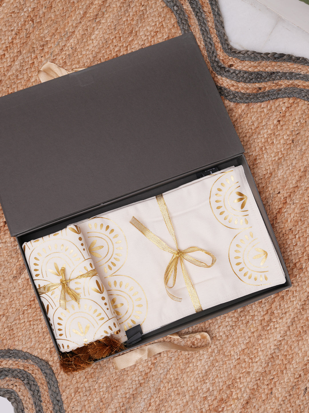 Regal Cotton Table Runner with 6 Matching Placemats