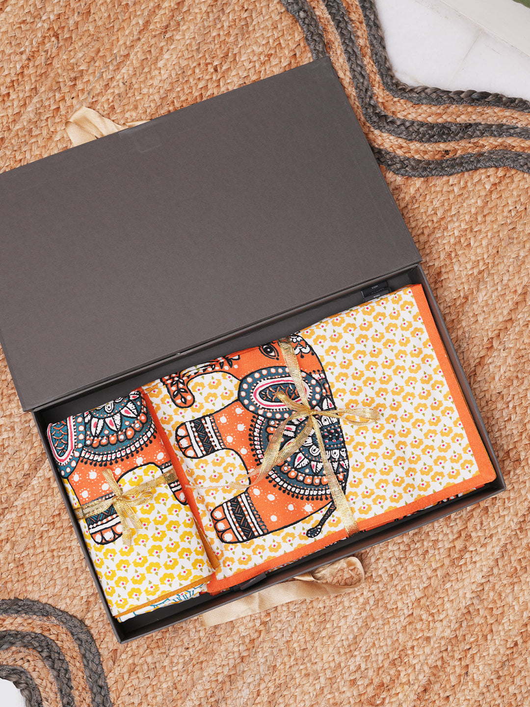 Gerua Cotton Table Runner with 6 Matching Placemats