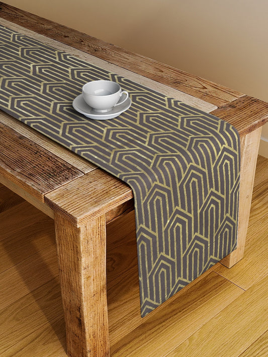 Contemporary Braided 4/6 Seater Cotton Table Runner